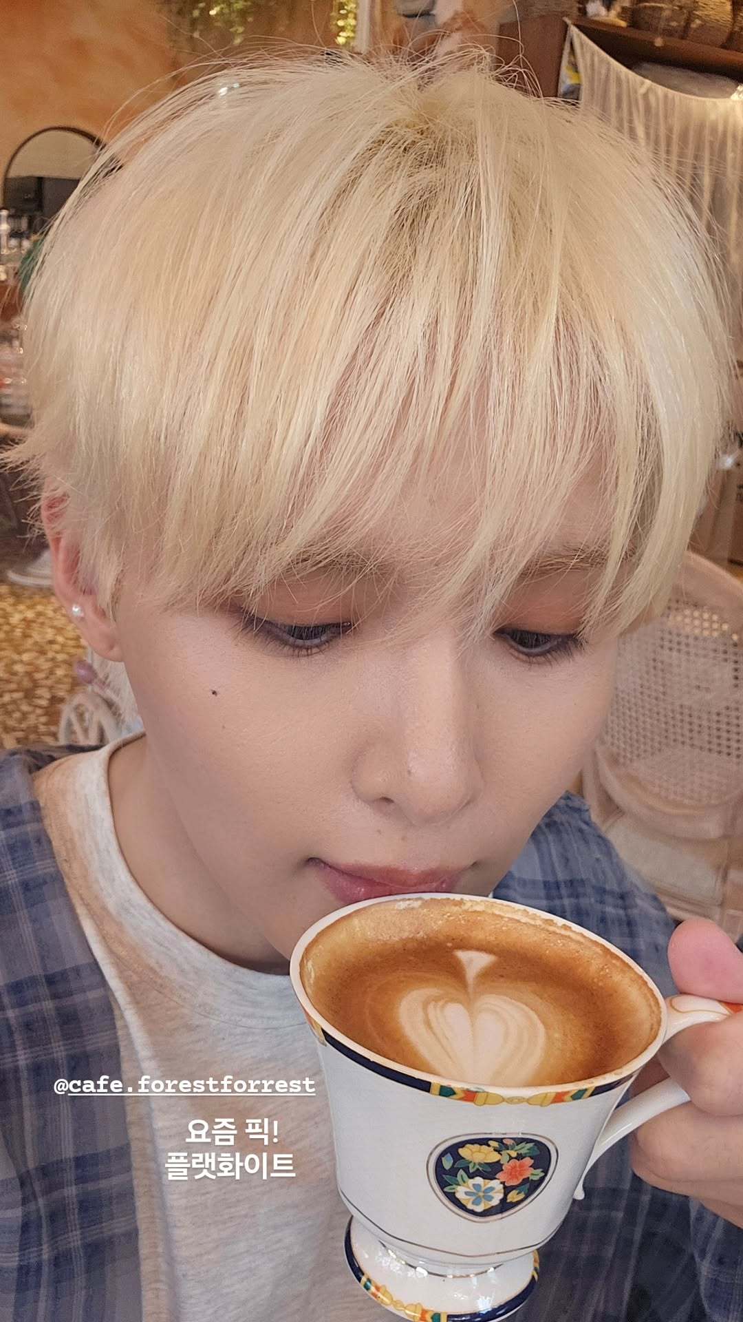 “CB百蓝_。260625金厉旭 ins story更新：最近的Pick！馥芮白