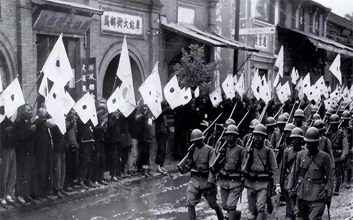 少有人知，日本当年全面侵华，原定时间并不是1937年。按“昭和第一兵家”石原莞尔