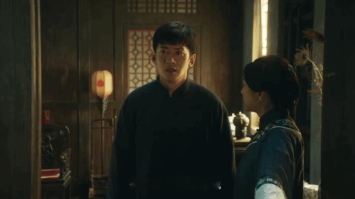 我们村里有自己的罗幂欧大脚护绣绣的样子，男友力爆棚 ​​​