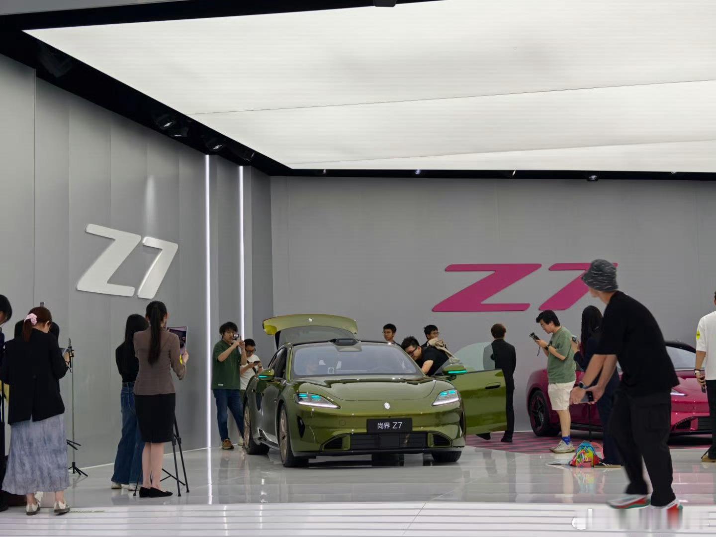 肖战代言尚界尚界z7最终小订破8万台 