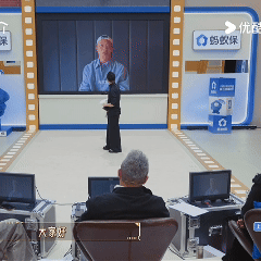 在超越班竟然看到陈奕迅无限超越班 梁汉文面试的最大惊喜——陈奕迅来了！虽然是在视