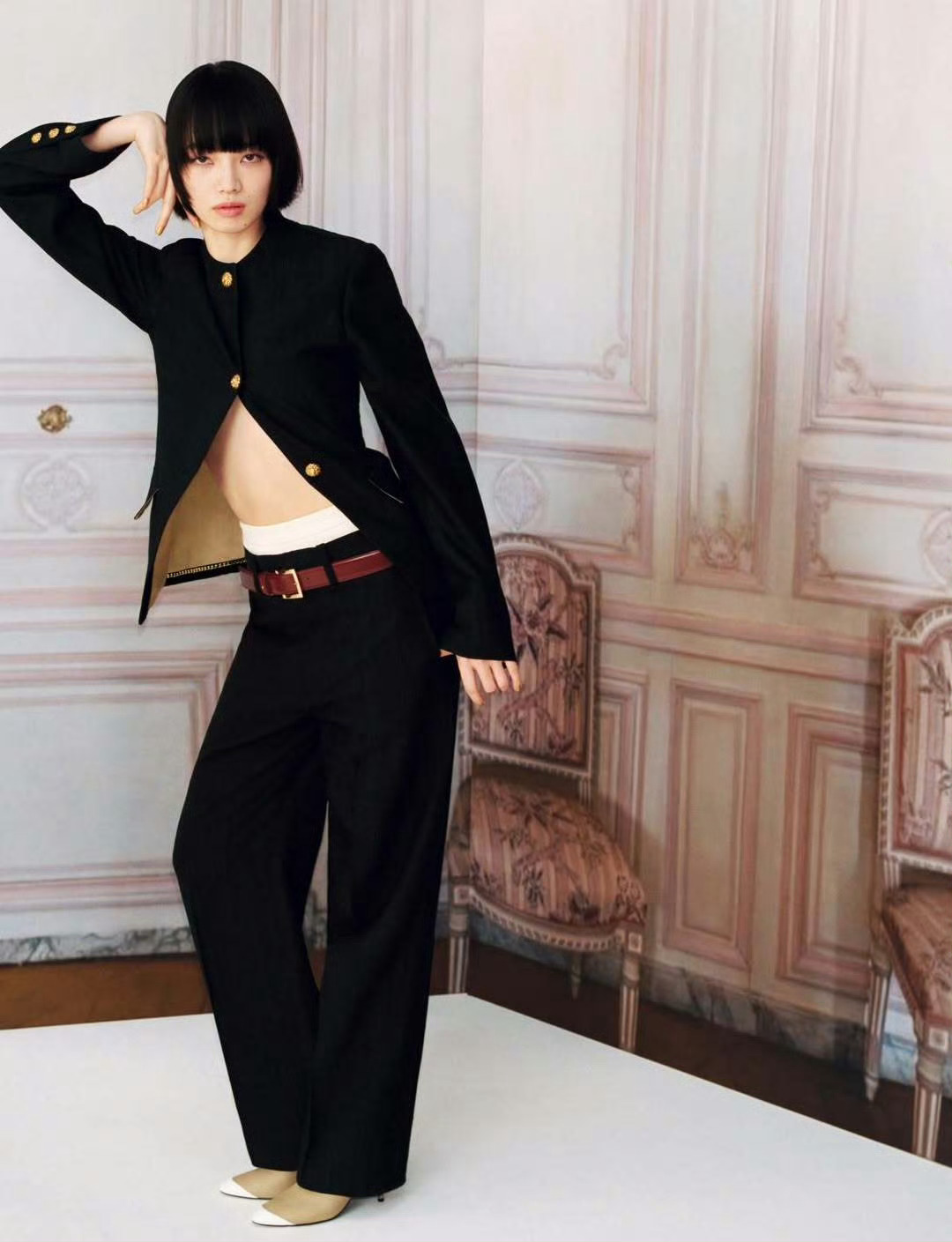 小松菜奈  x  10 Magazine Japan S/S 2026，身穿CH