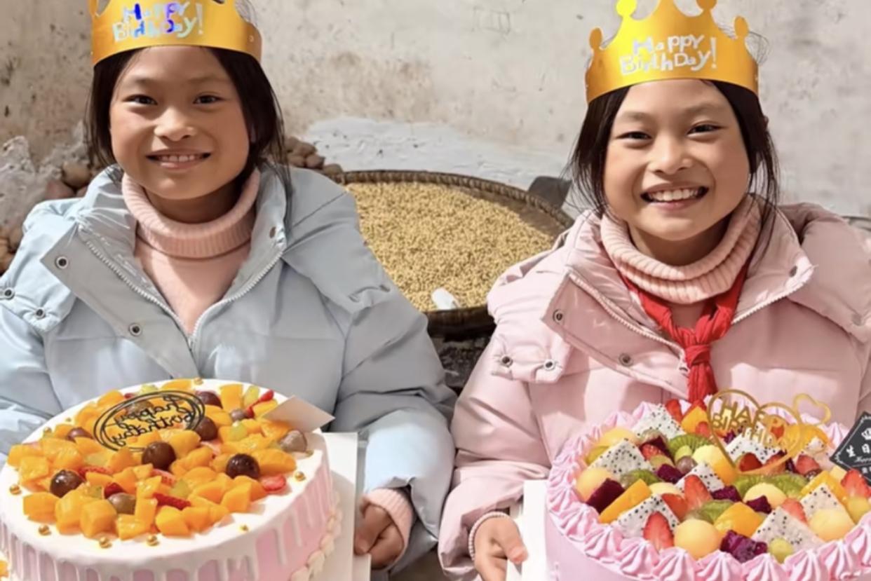 买两个蛋糕真的需要很多钱吗？不是的，但需要很多爱。
刷到一位父亲发布了一条自己双