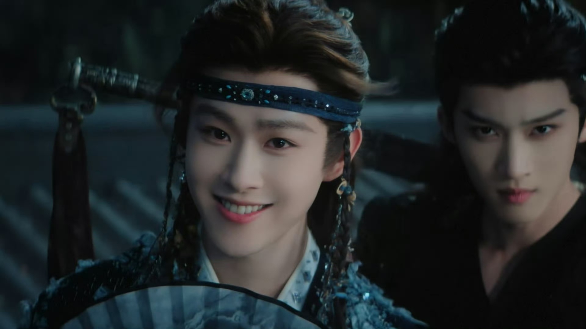 田嘉瑞月鳞绮纪出场田嘉瑞好萌的亮相 田嘉瑞好萌的亮相 