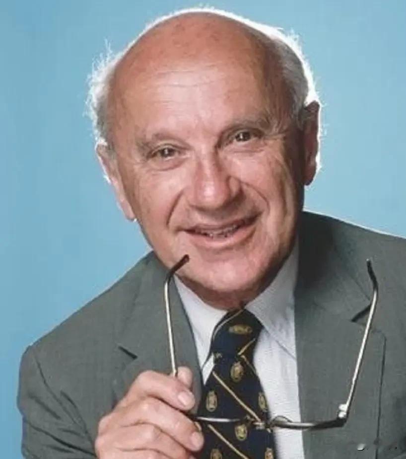 【❤️名人经典观点12】
1946年德国牧师马丁·尼莫拉
发表忏悔诗《起初他们…