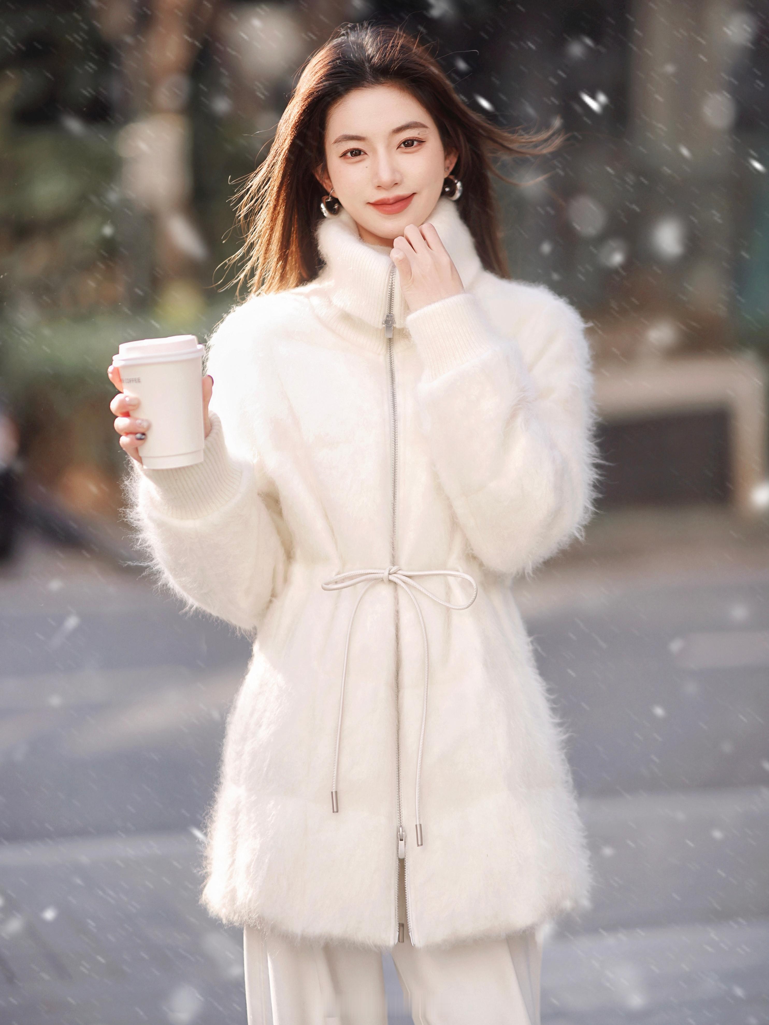 雪绒花一样的拉毛鹅绒服！羊绒羊毛+90白鹅 双倍保暖双倍抗风中长款能护pp  又