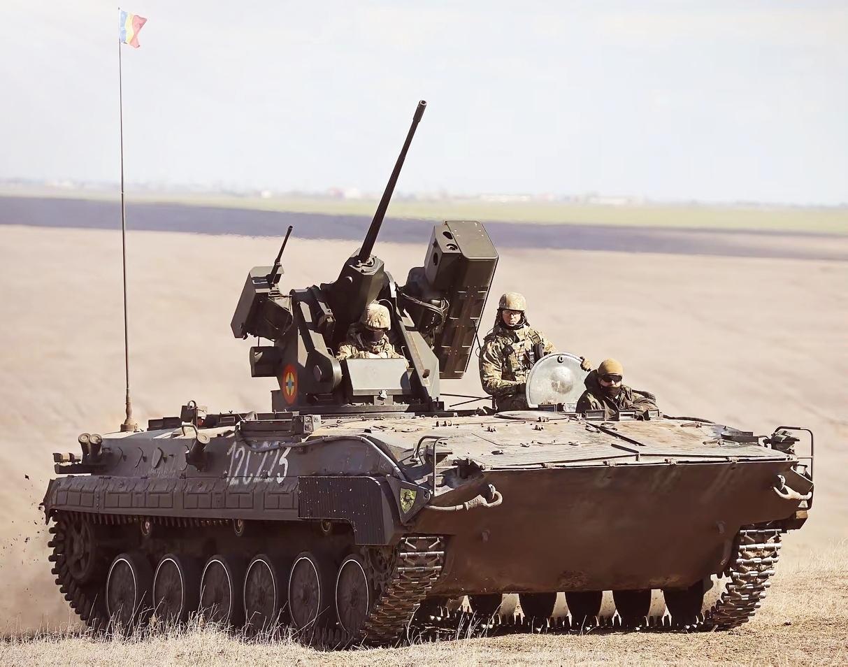 罗马尼亚 装备的履带式步战车