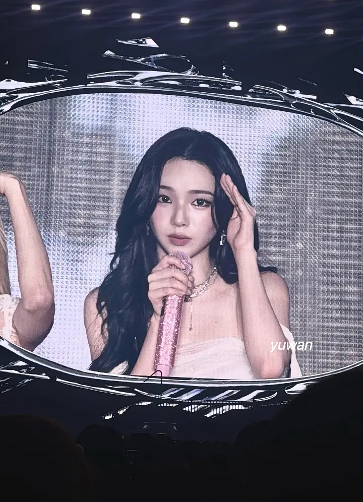 刷到柳智敏的大屏 这也太美了吧 