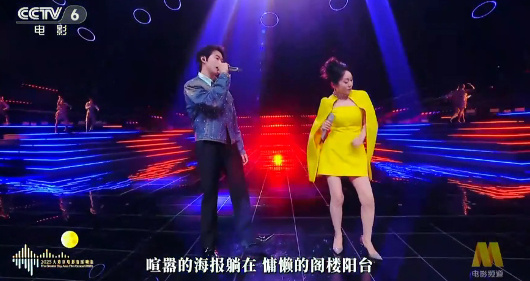 闫妮又微醺了看这个表情就知道微醺了，真的太好笑了 ​​​