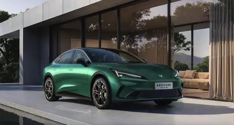 全新极狐 阿尔法S5开启预售，补贴价11.28万元起，两种动力可选。【来自懂车帝