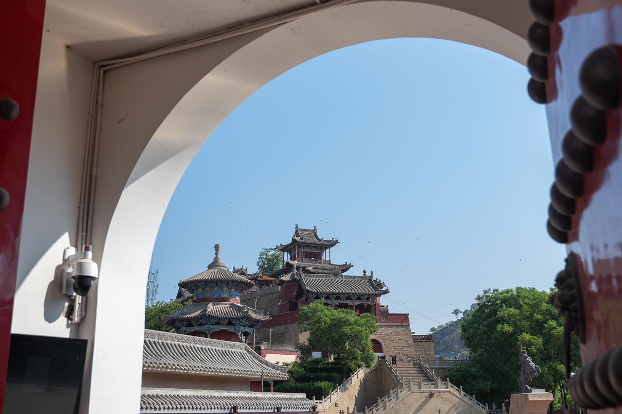 📜闯王故里探秘｜在陕北的龙脊上，触摸明末风云
陕西榆林米脂县的李自成行宫，建在