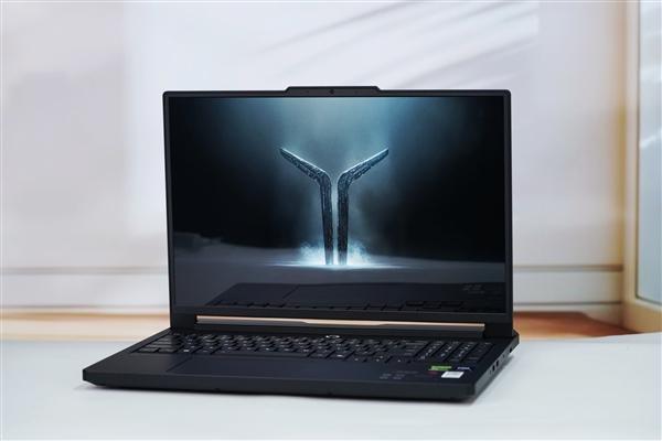 联想拯救者Y9000P 2025AI元启游戏本数码科技 强烈推荐