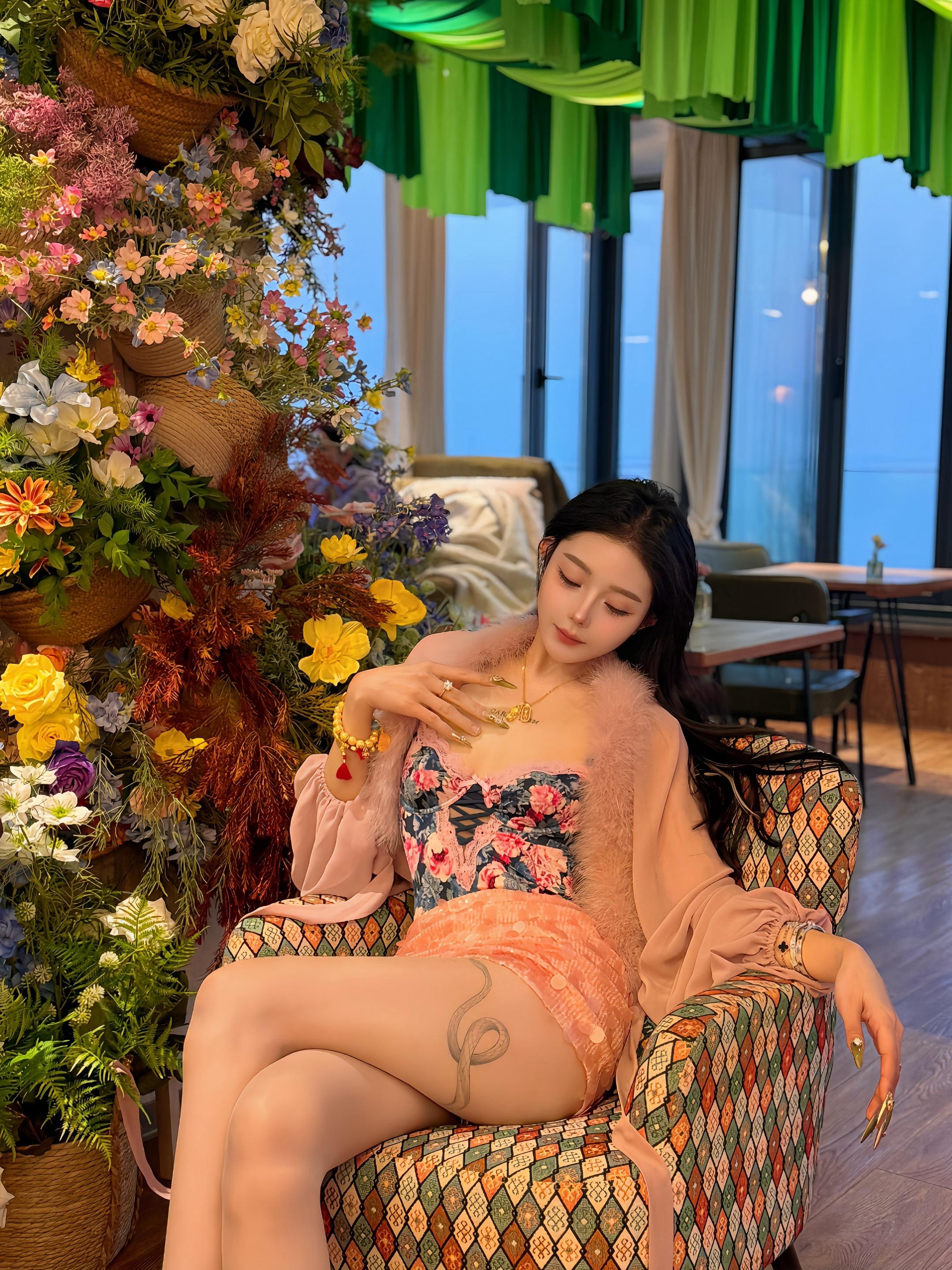 你猜那时我自损一千也要留你八百的时候  我在想什么
