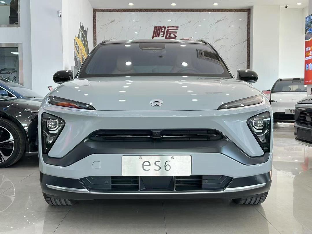 蔚来ES6的日常养车费用： ES6的账，换电和家充是两条完全不同的路。有车主一年