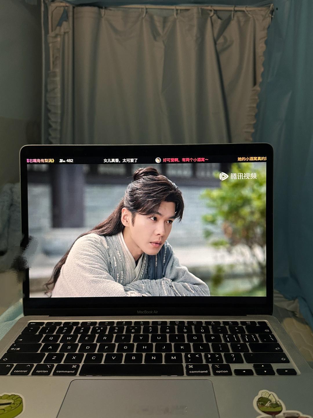 熬夜看完更新[色] ​​​