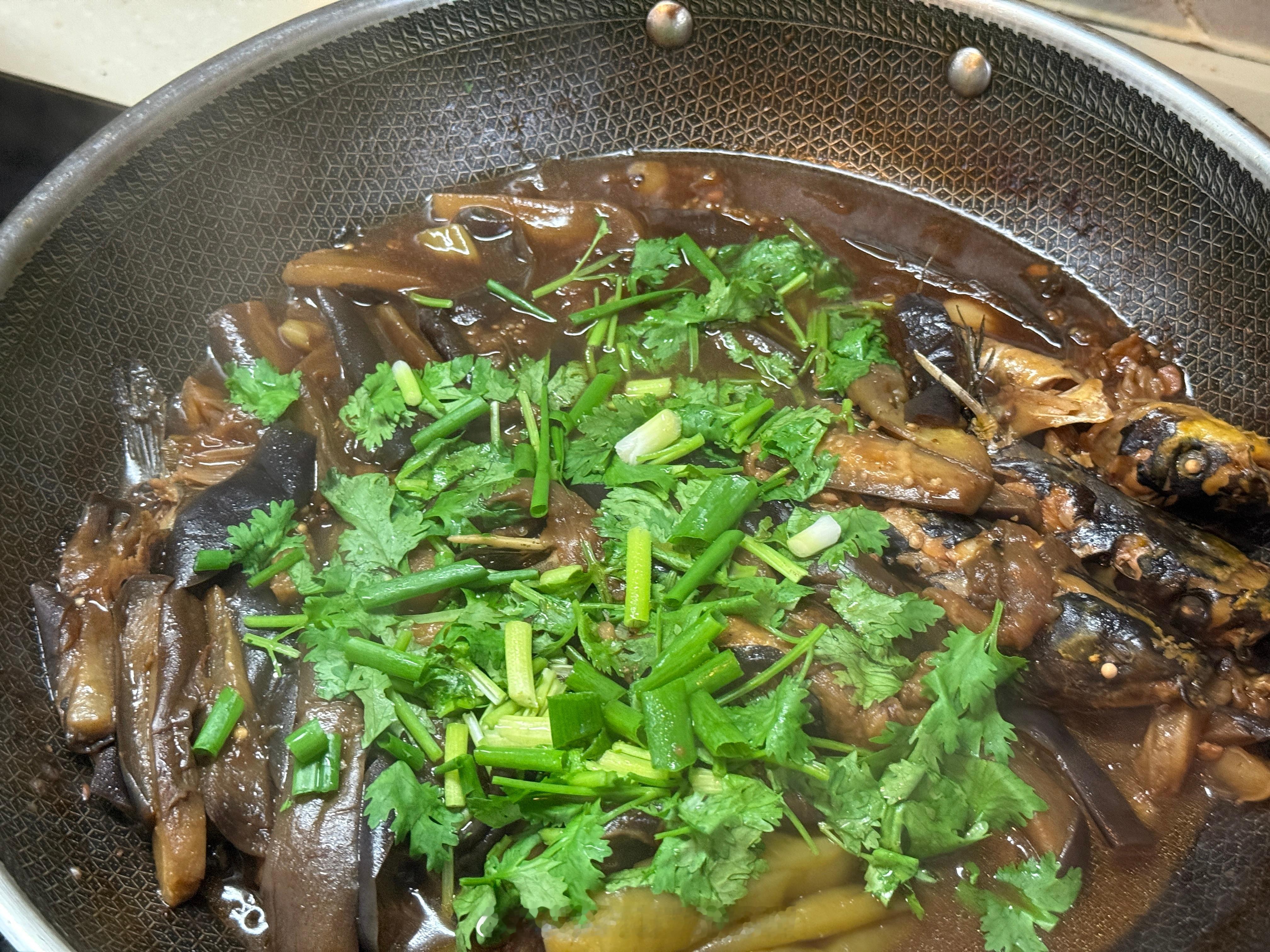 下雨天，适合在家开着空调做饭[嘻嘻]北京青龙峡水库开闸泄洪 ​​​
