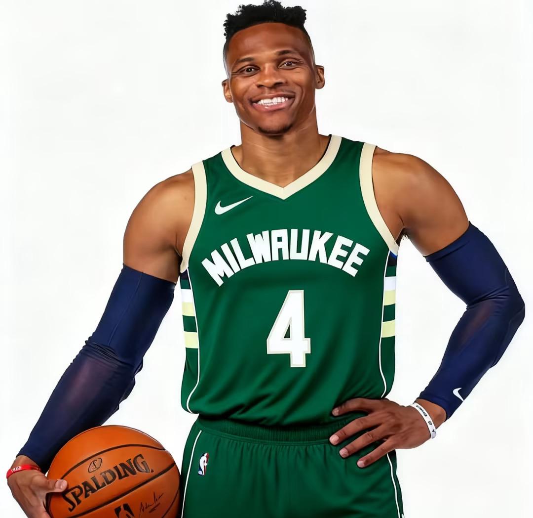 国王所有球员摆上货架，雄鹿是威少最好去处之一。
字母哥搭配威少，前场超级冲锋车加