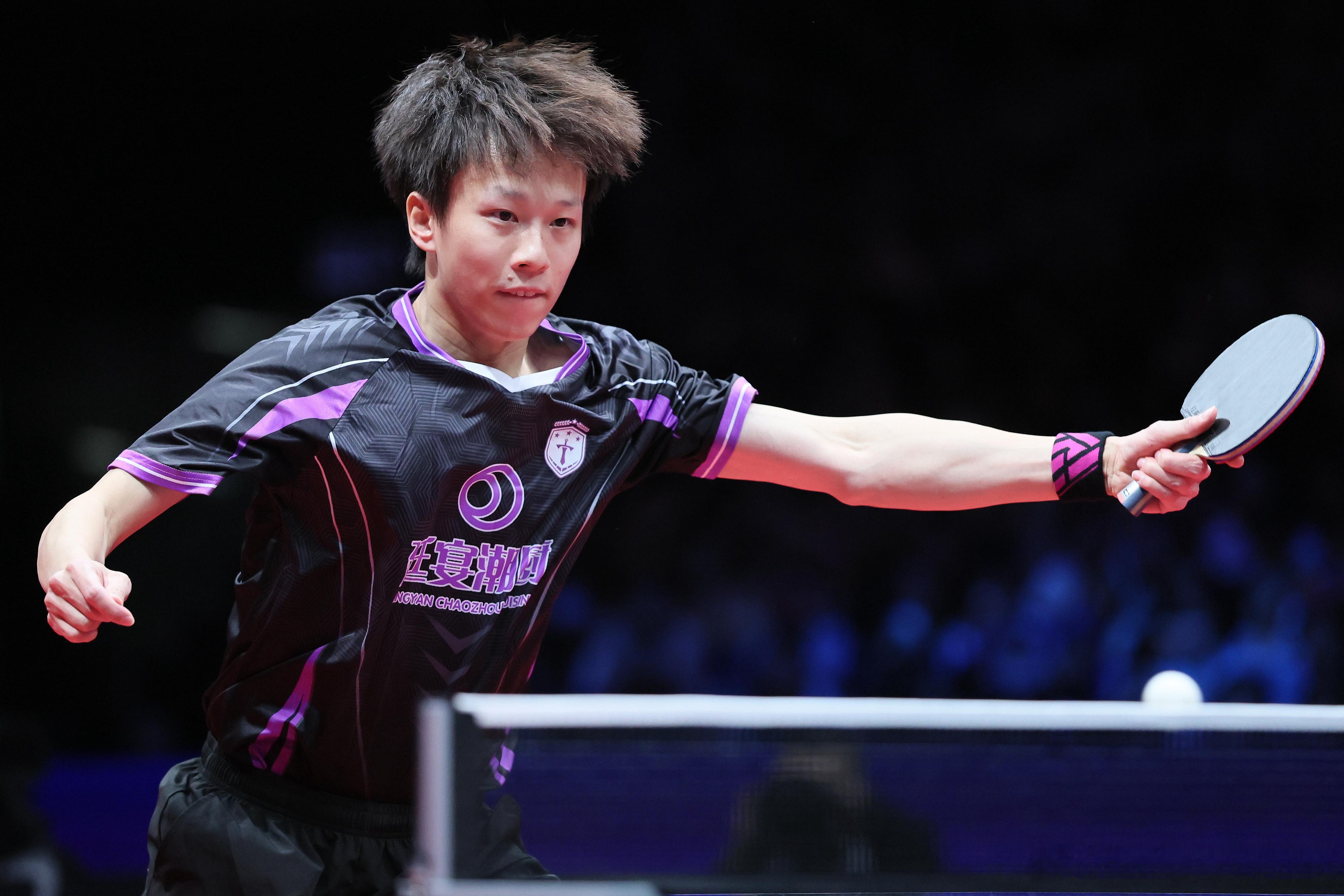 林高远3比0胡畅 赢得毫无压力呀，第二局打得太棒了，修竹成林节节高✌️ 