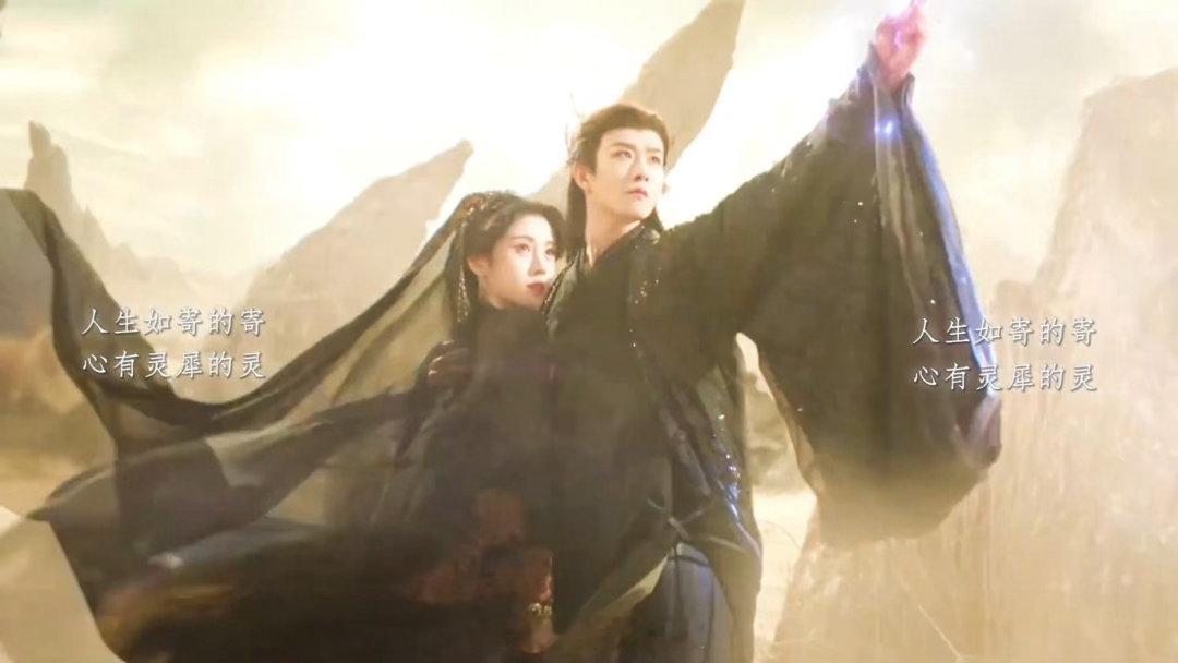 鞠婧祎田嘉瑞氛围感溢出屏幕了寄露世界在崩塌我们在相爱山河倾覆，世事崩塌，全世界都