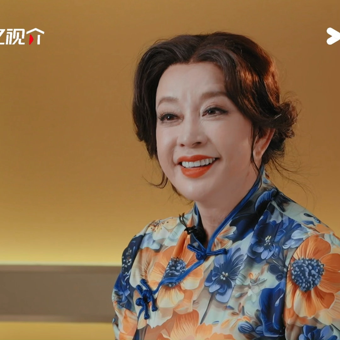 刘晓庆谈欣赏朱孝天无限超越班 刘晓庆选择朱孝天，不是因为他有多炸裂的表现，是因为