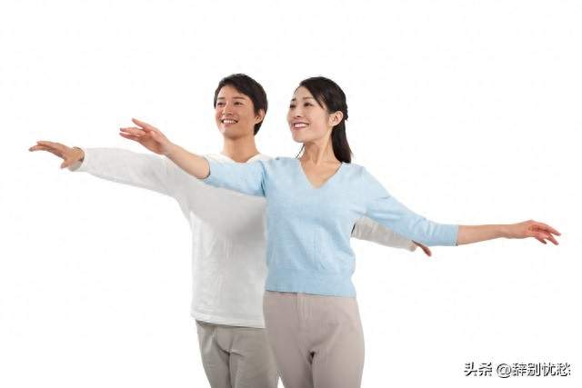 夫妻一旦超过30天没有肢体接触，就算不离婚，也是暗离