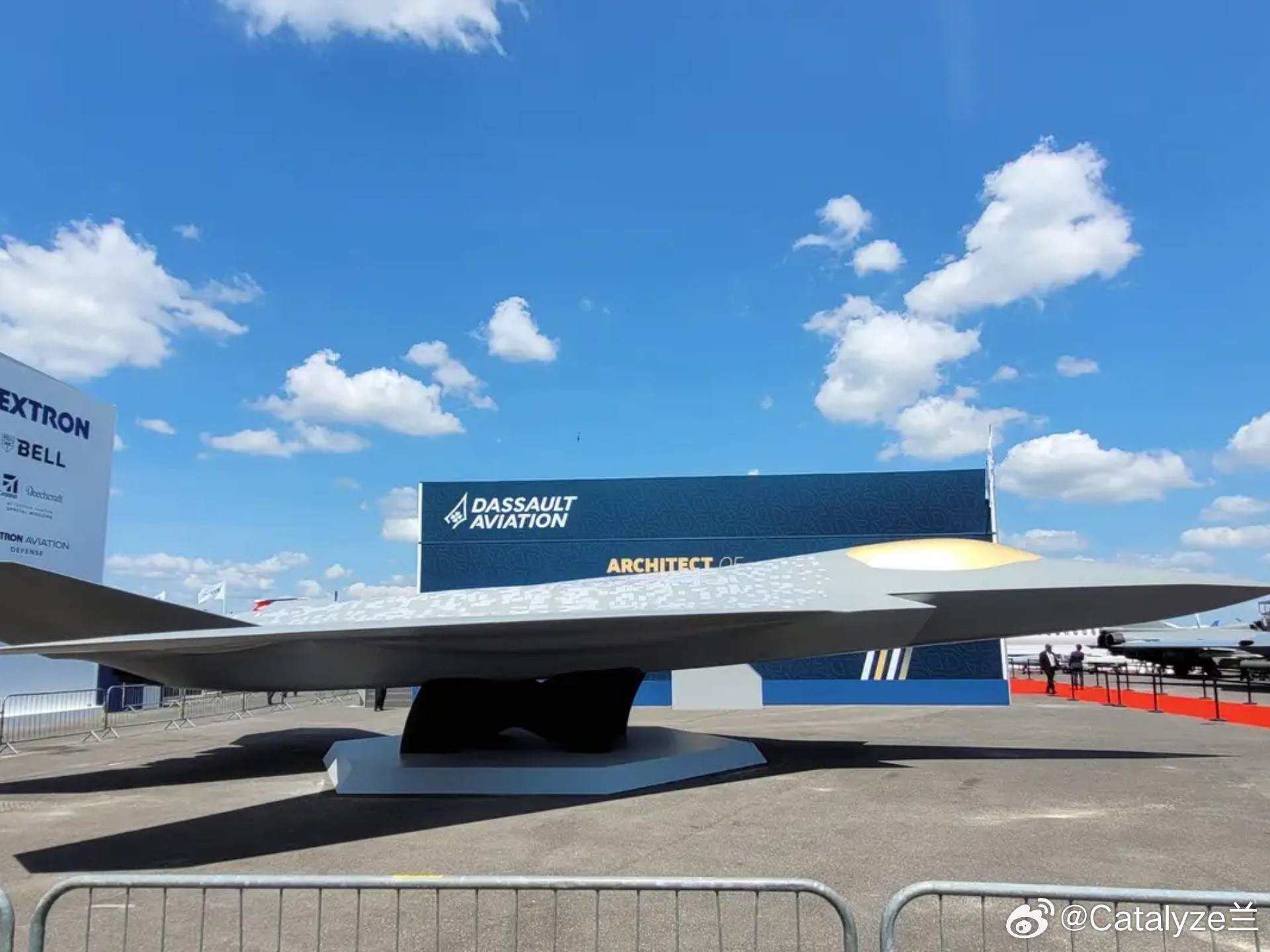 航空创作计划 6月8日，法德第六代战斗机项目FCAS在黑山一场峰会上被默茨和马克