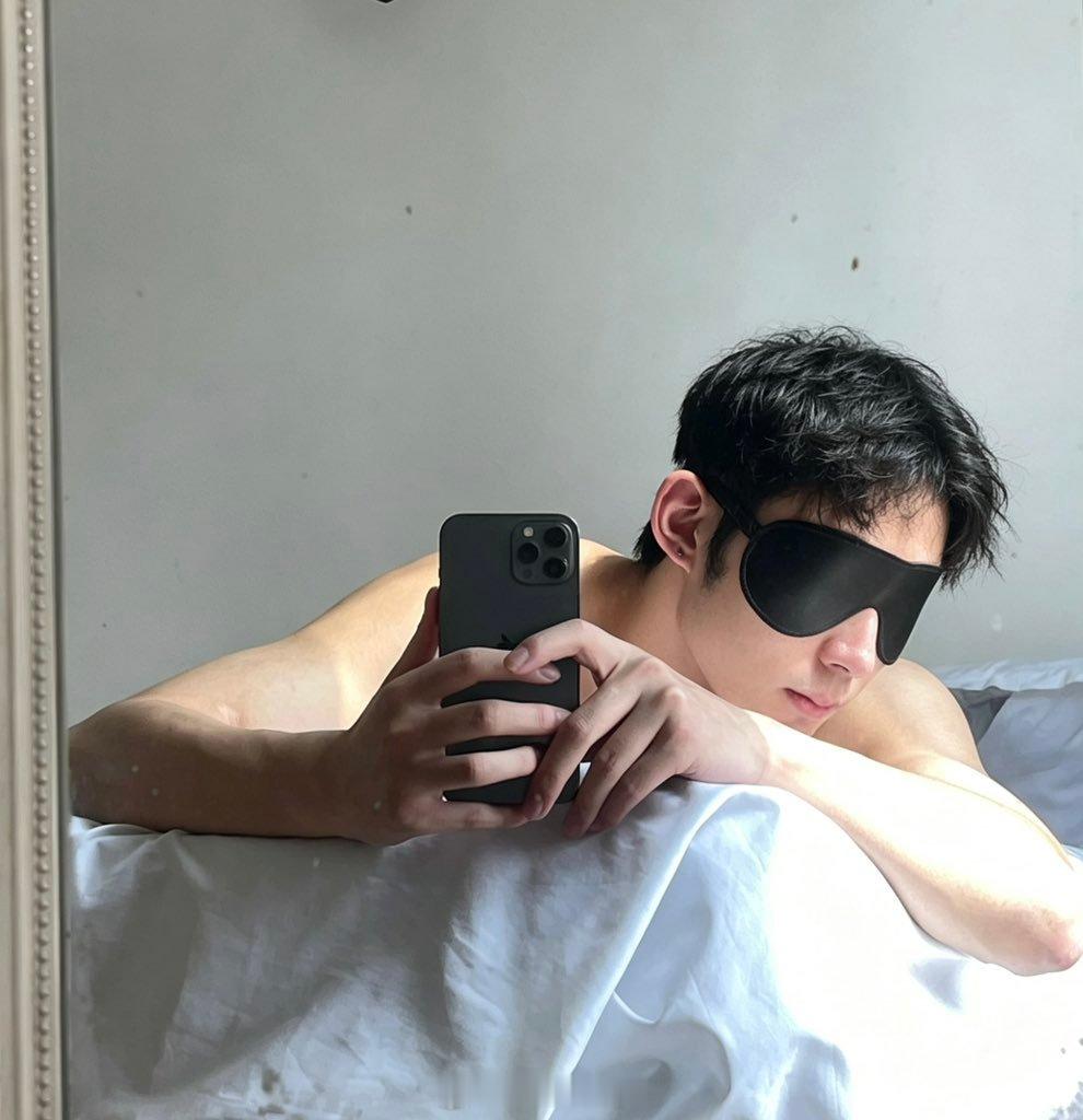 🤳 