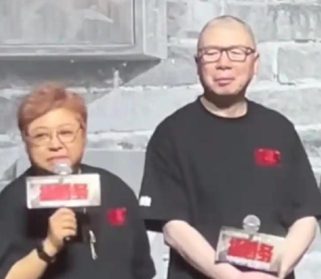 韩红一句“走个面儿”，直接把《抓特务》的票房干没了3000万。
6月17日首映礼