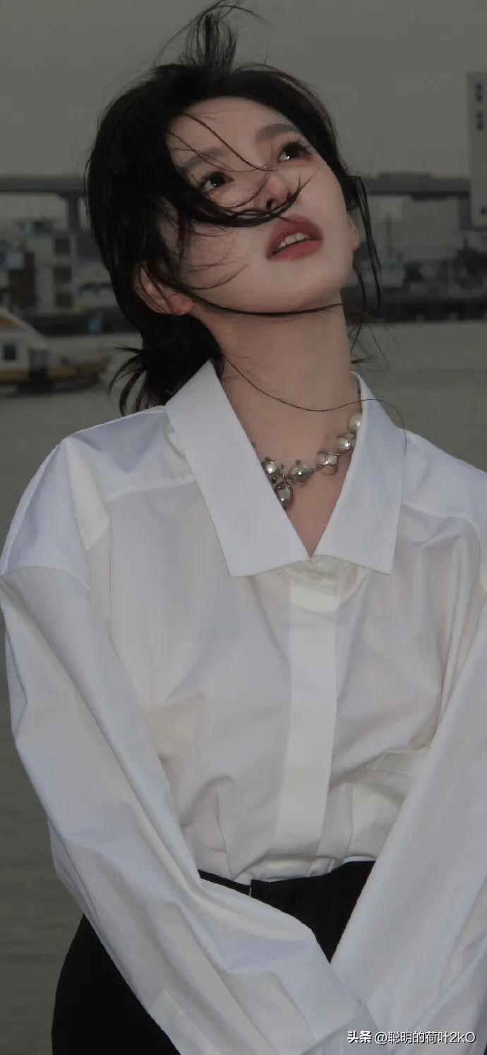 魅力女神章若楠