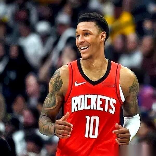 5年2.39亿。
状元班凯罗，拿了这个数。榜眼霍姆格伦，也拿了这个数。
轮到探花