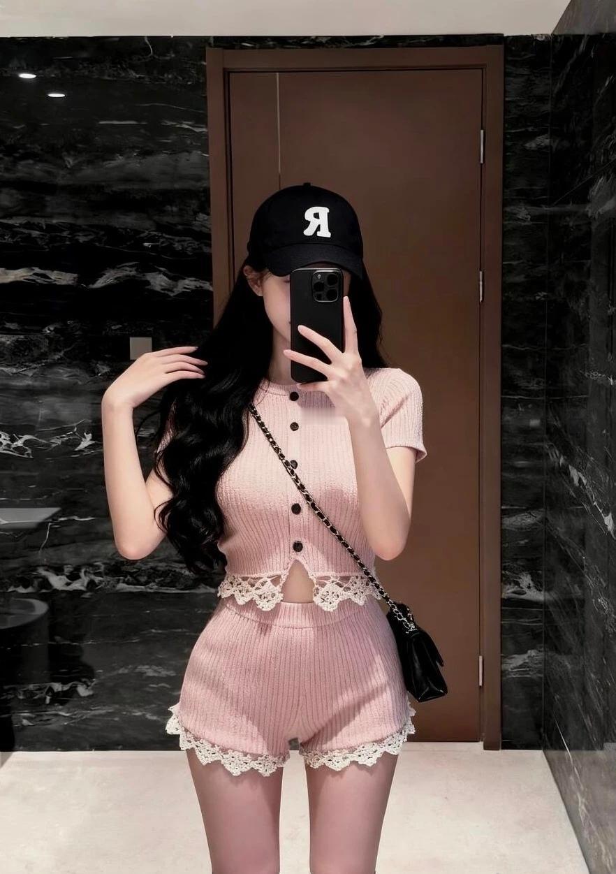 甜美小仙女的穿搭粉嫩少女风穿搭