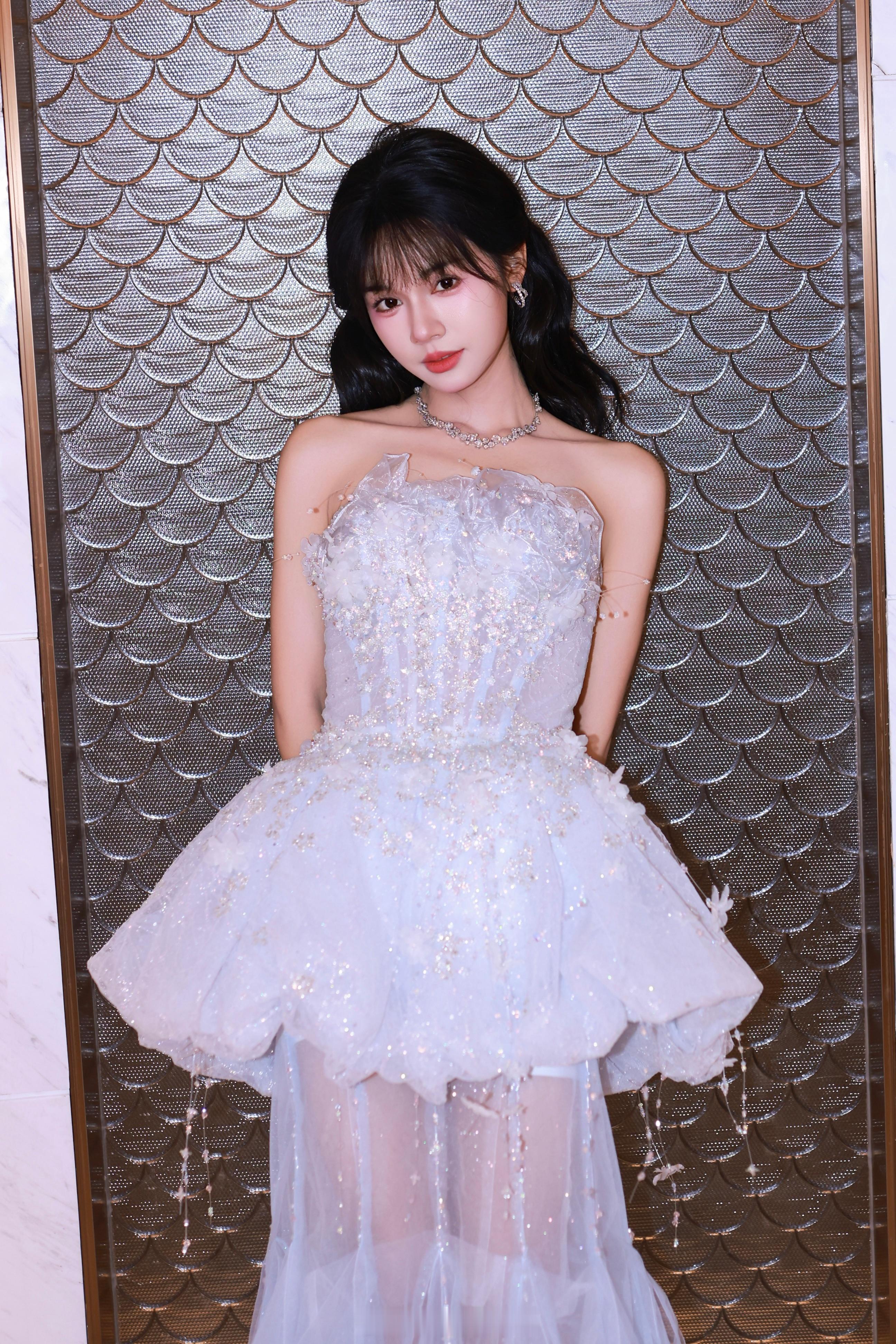 这是我第一次以演员身份发表获奖感言！感谢短剧行业给了我们这群年轻人这样好的机会。