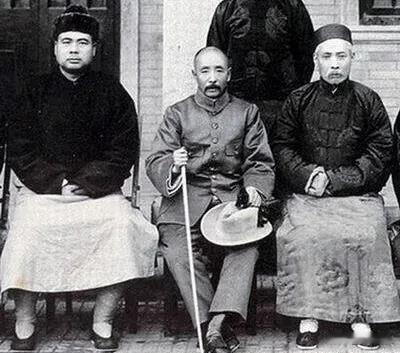 倒戈将军冯玉祥，最近有听单田芳先生的评书《乱世枭雄》，老先生在评书里面确实对冯玉