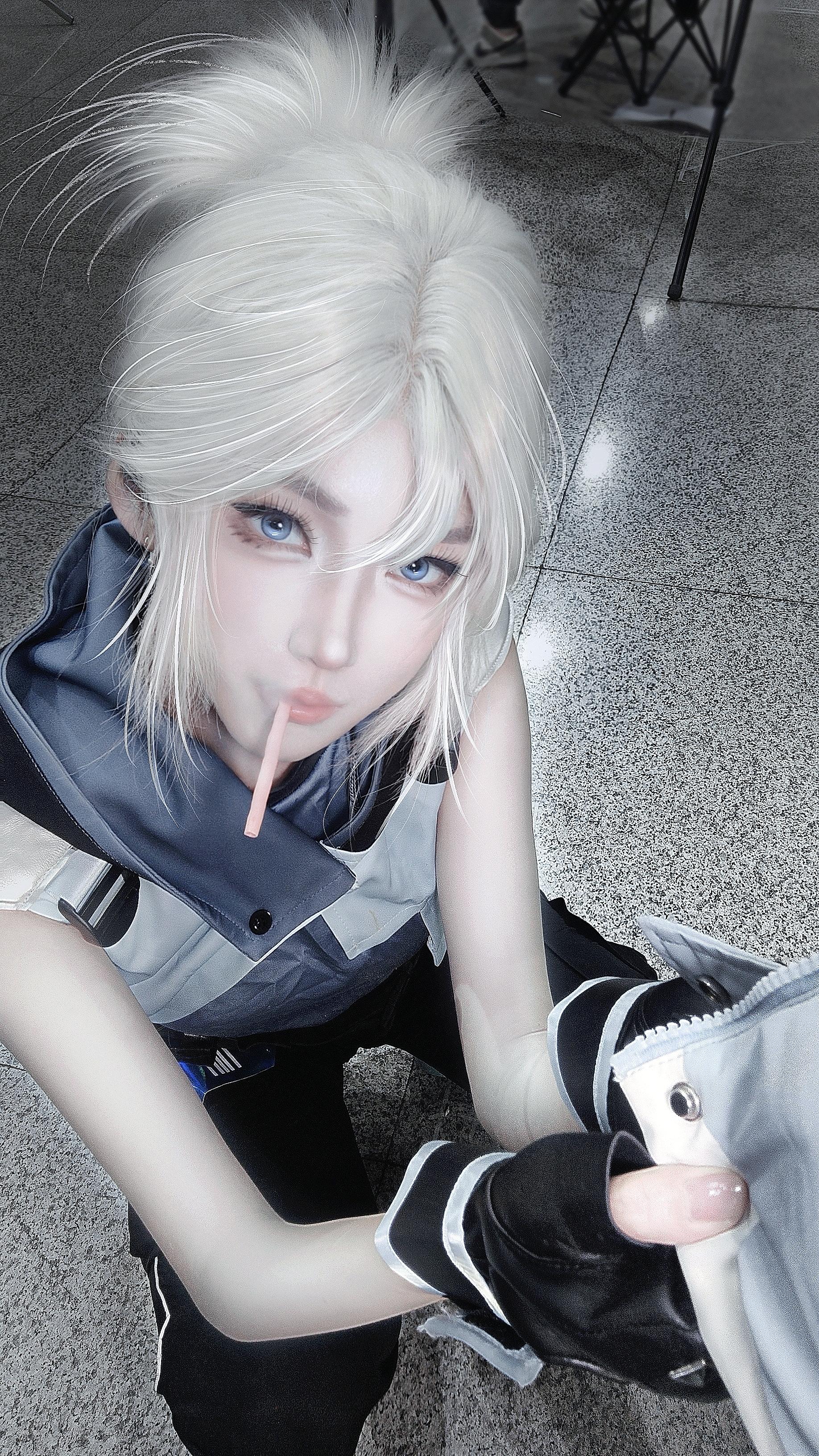 魏玲莹。那天晚上你喊的小宇到底是他李兆宇还是我韩善宇 。