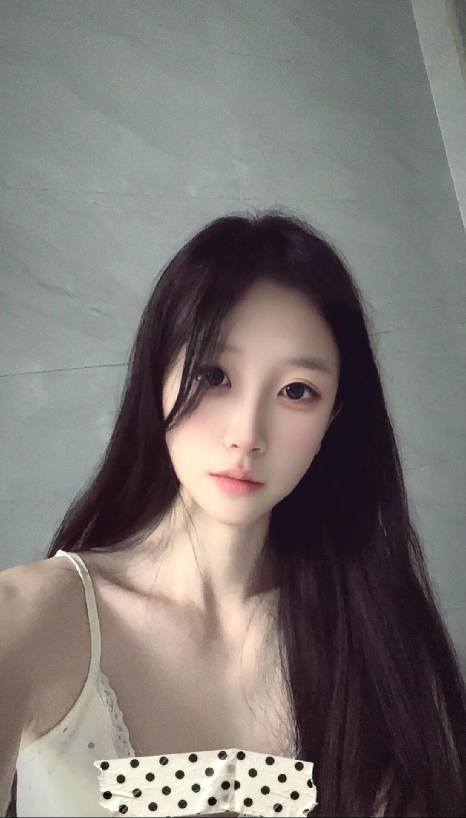 有点忧伤感你们喜欢什么类型的美女 美女 气质美女 甜妹 温柔治愈款美女