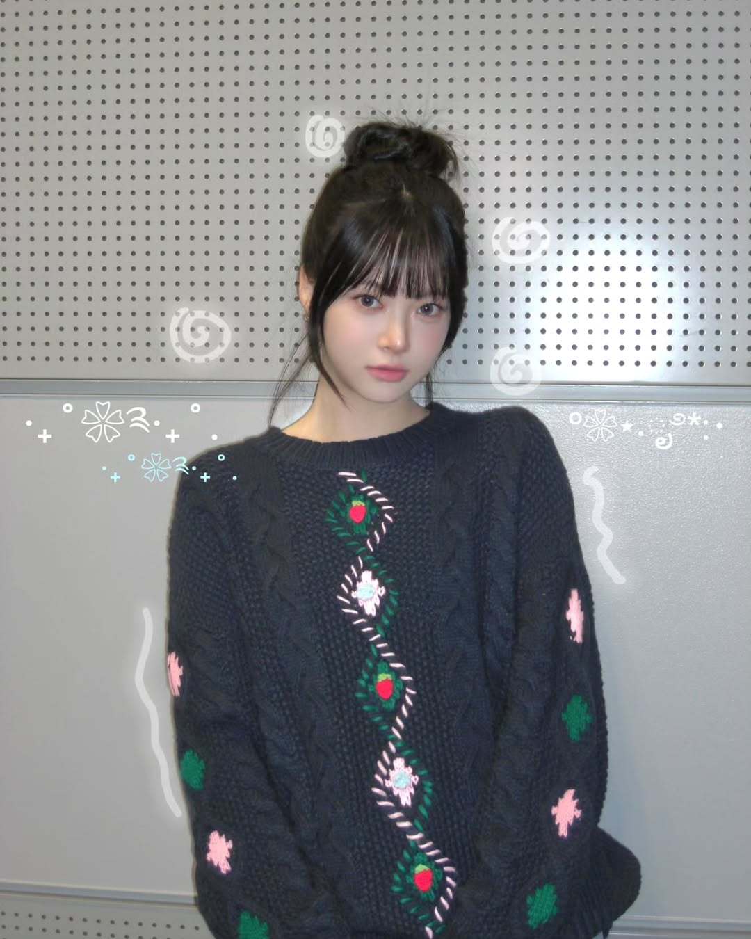 洪恩採ins更新사진 꾸미기....사...꾸..🎀 