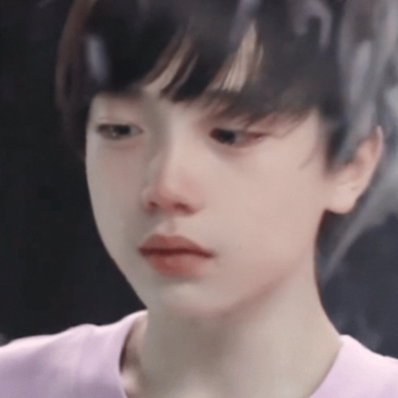 【10642】小鼻子粉粉红红🥺 