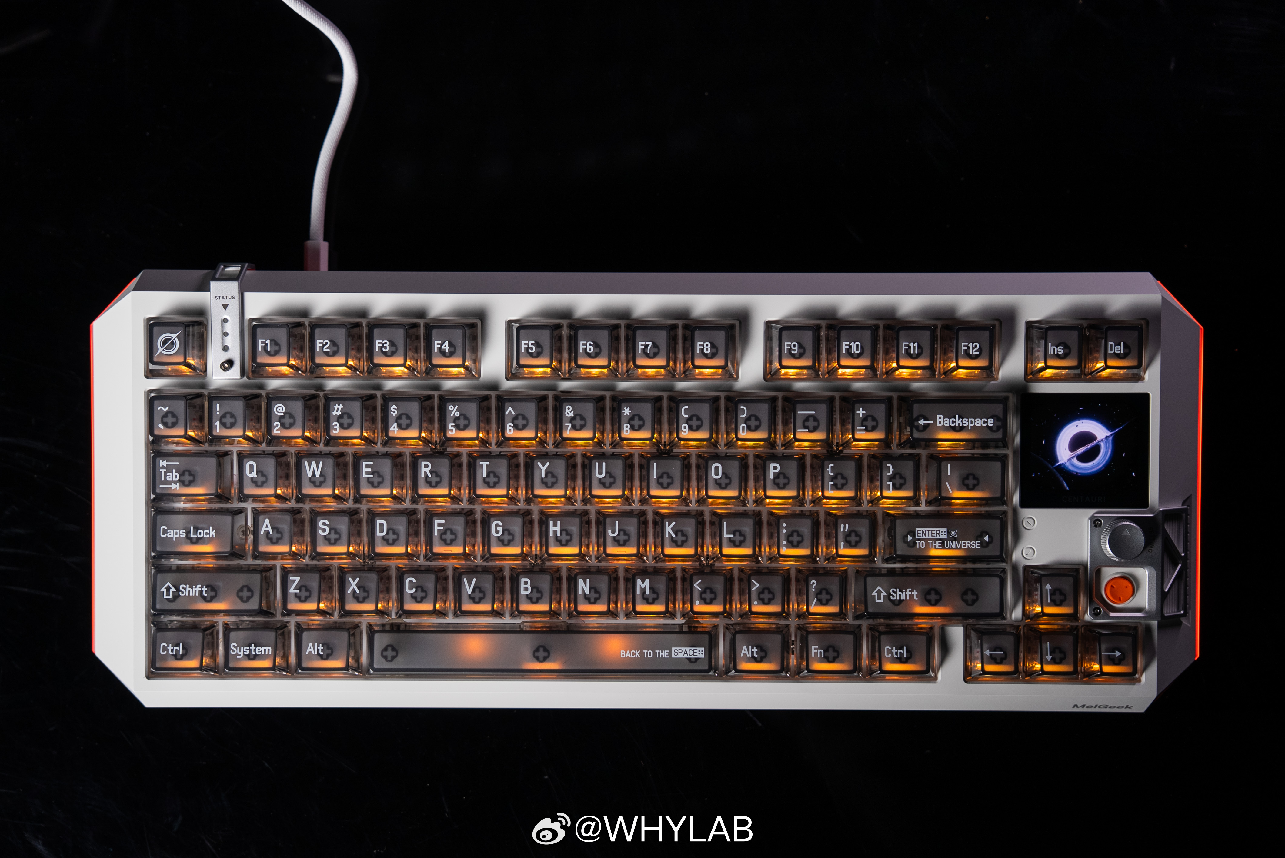 WHYLAB图赏收到一把颜值超顶的磁轴键盘 ——MelGeek 奇点 80，很对