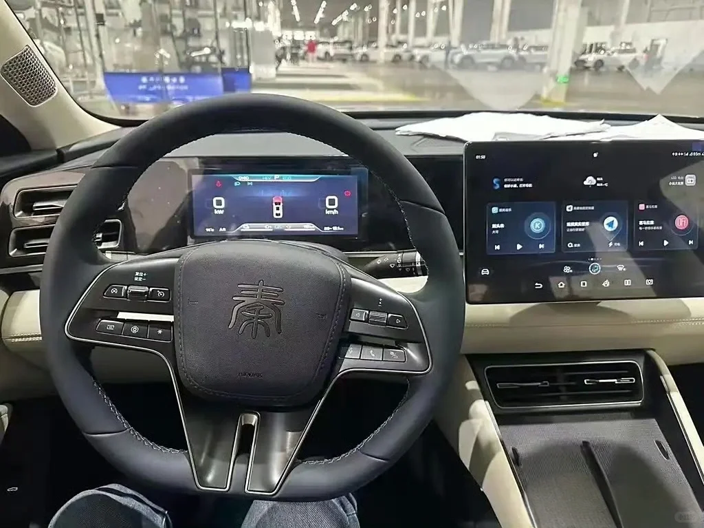 兄弟们！比亚迪秦L工厂照出来后，我对比了一下现在的秦plus，实话实说啊，我越看...