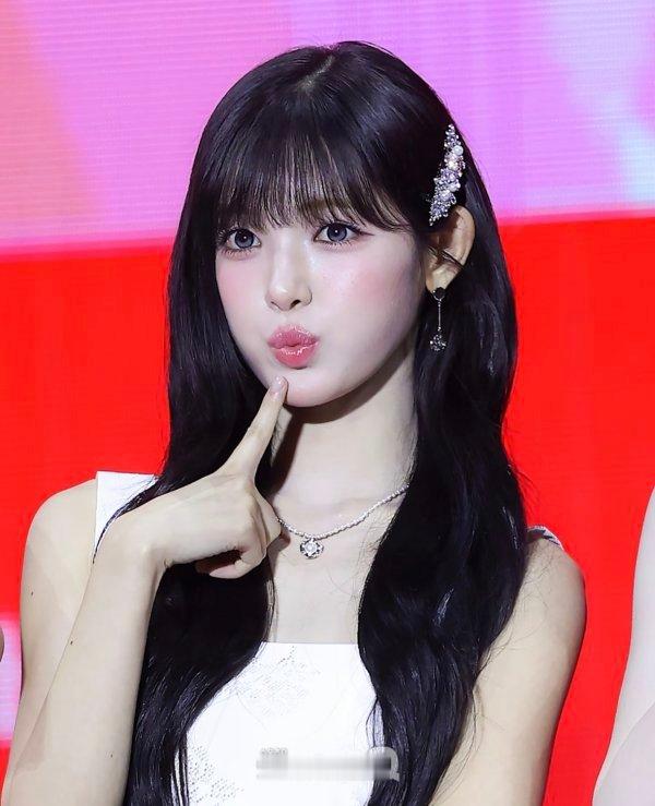 yuha和ian同造型 双门面美美的很安心 