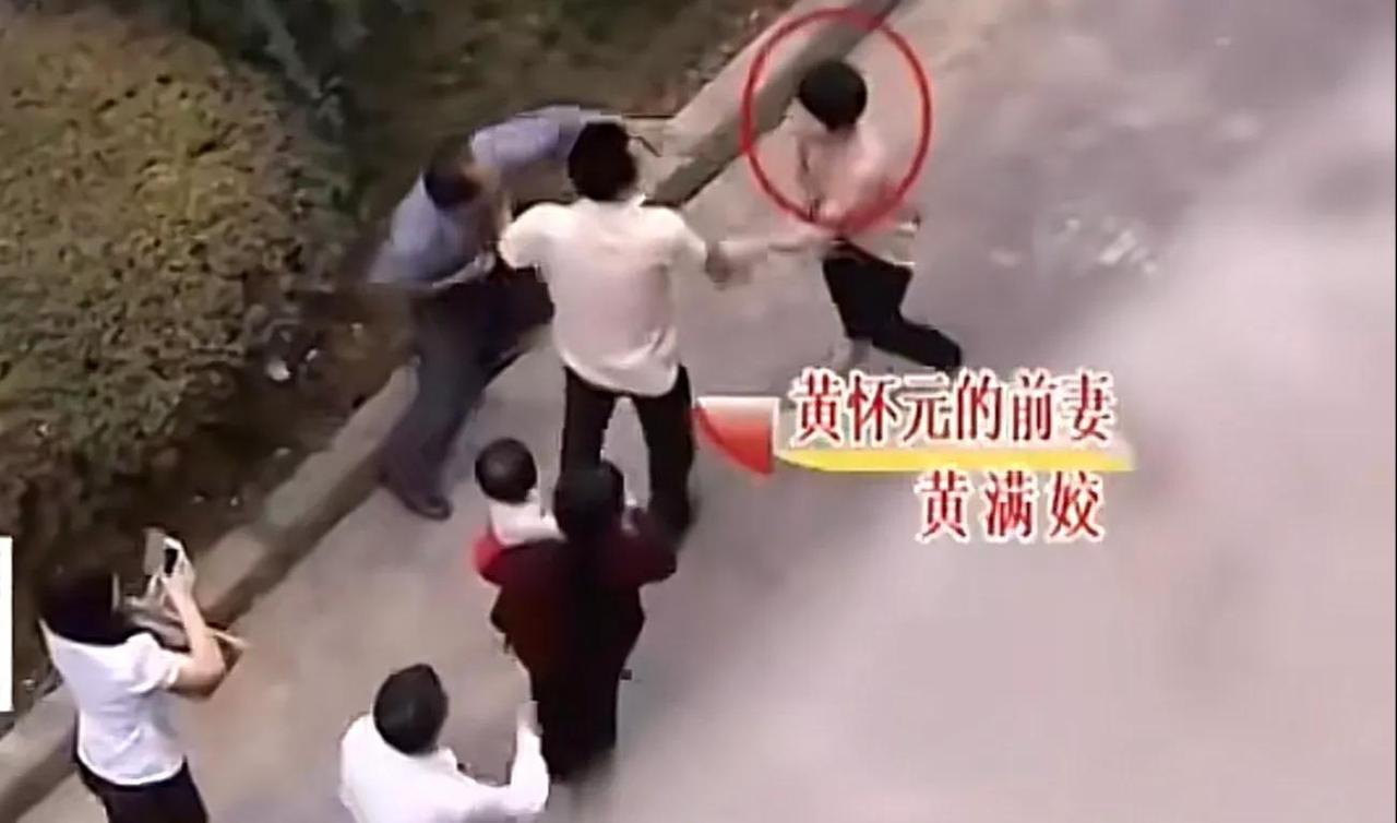 湖南永州，一男子为生儿子抛妻弃女，患癌住院后，二婚妻子突然消失，男子遗憾离世。亲