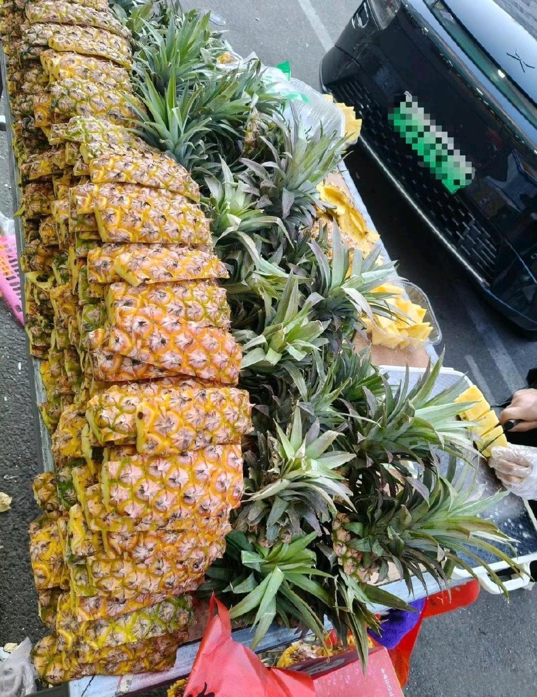 这样削菠萝太浪费了吧