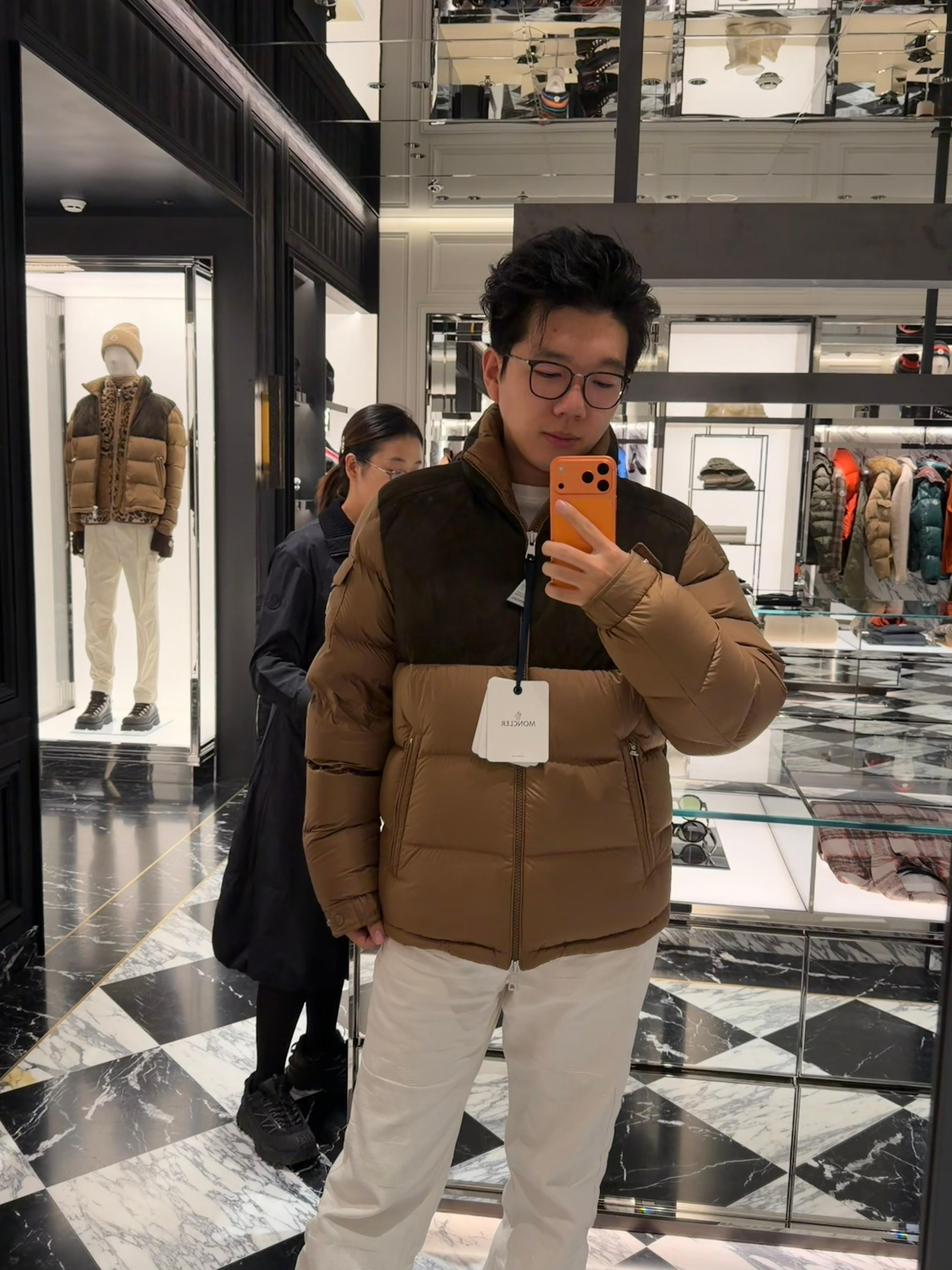 这周周末总算是喘了口气，逛逛街。[馋嘴] ​​​