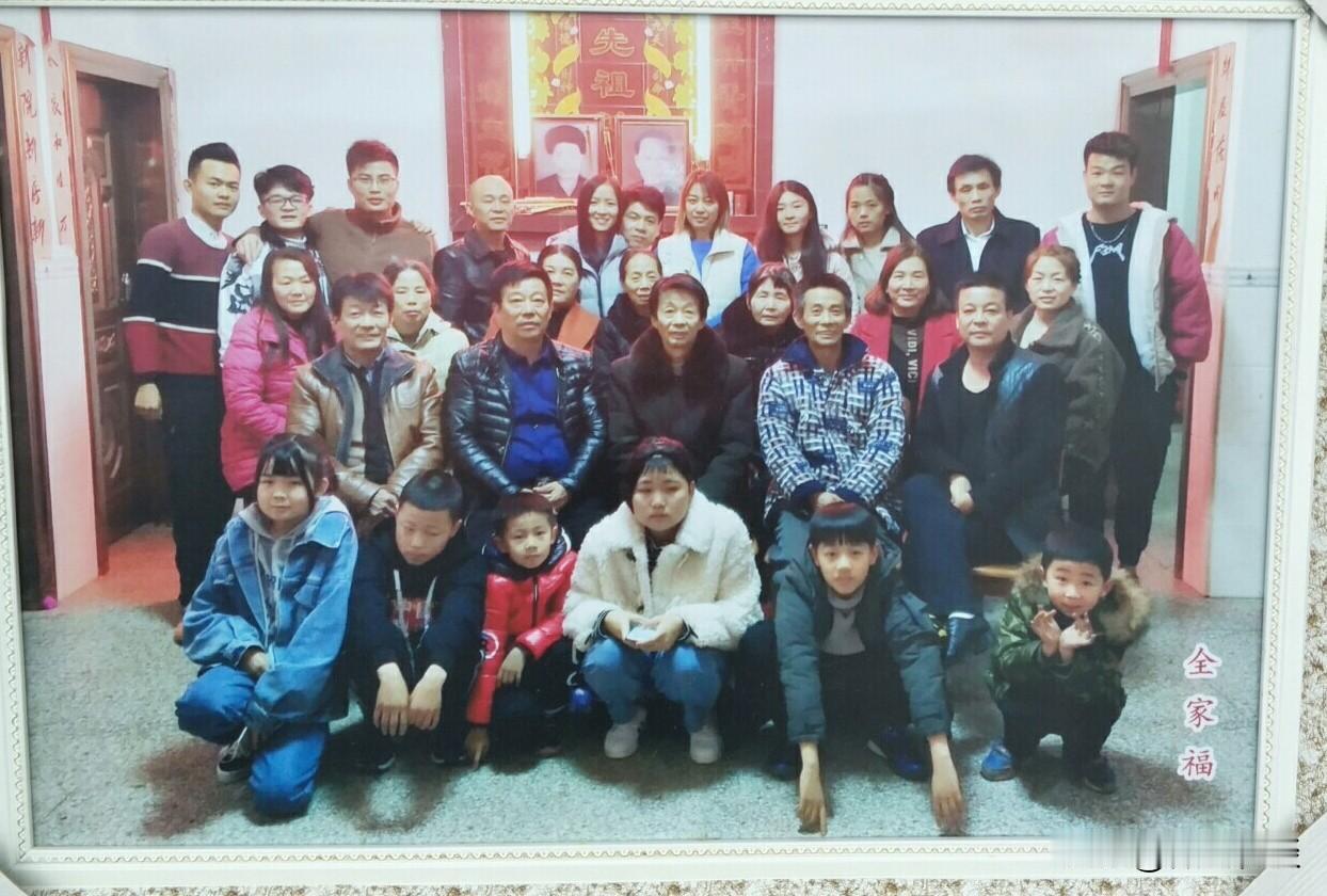 老伴与他大哥一生的手足情，让人难以置信
我老伴有六兄弟唯独与他大哥这一辈子，却是
