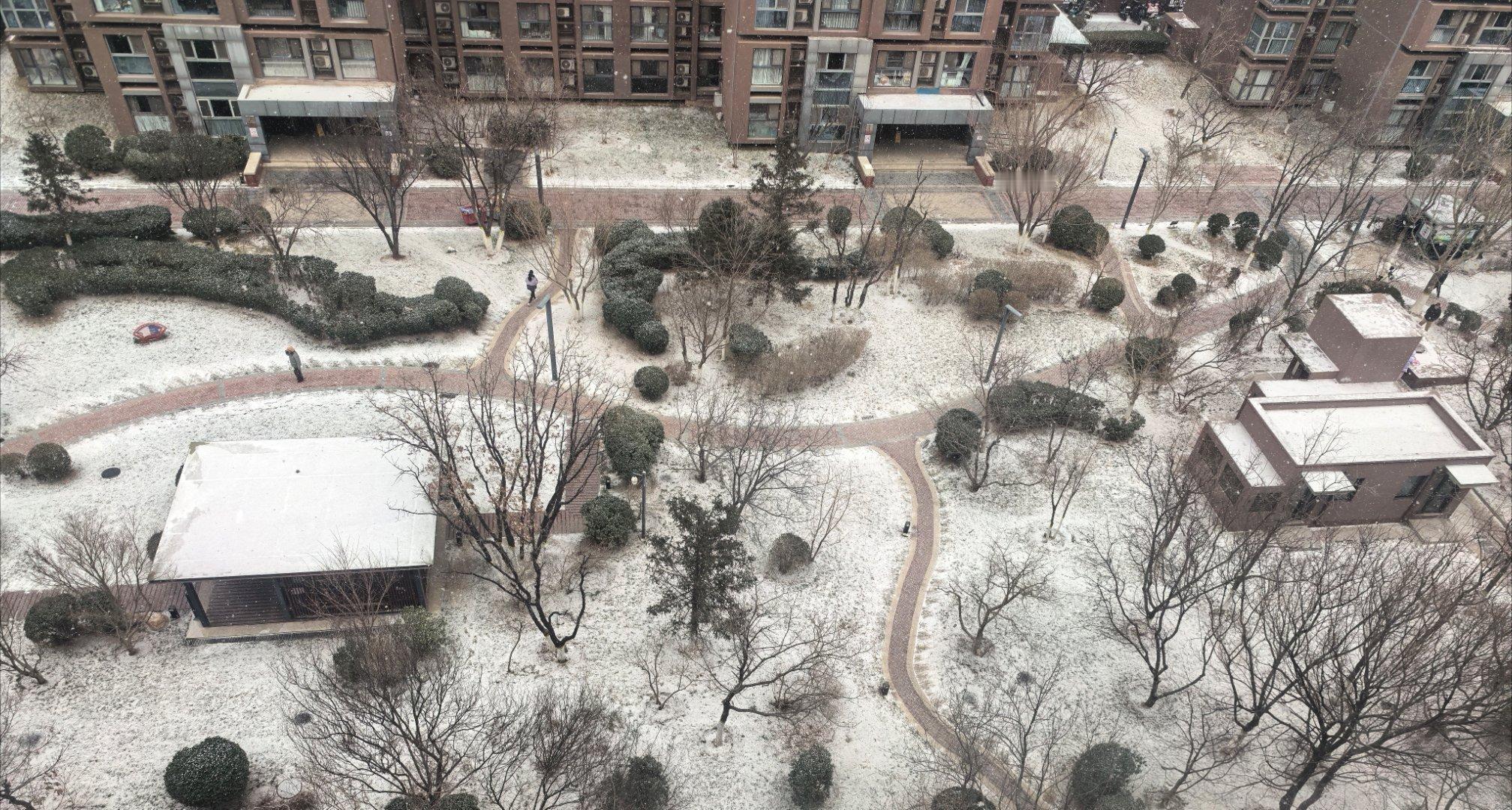 周末下雪人闲，今天咱们就以拉黑为打发时间的项目了，我对认知有洁癖，关注我超过一年