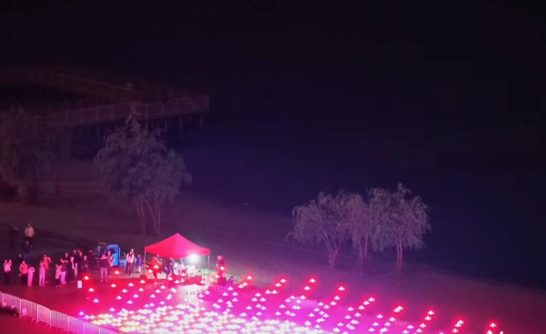 无人机点亮苍洱夜空