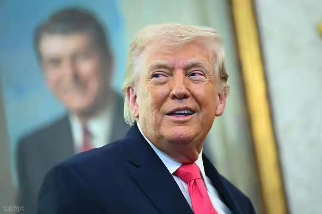 以色列万万没想到！伊朗不发导弹不硬刚，用能源给特朗普送上“救命大礼”
 
中东博