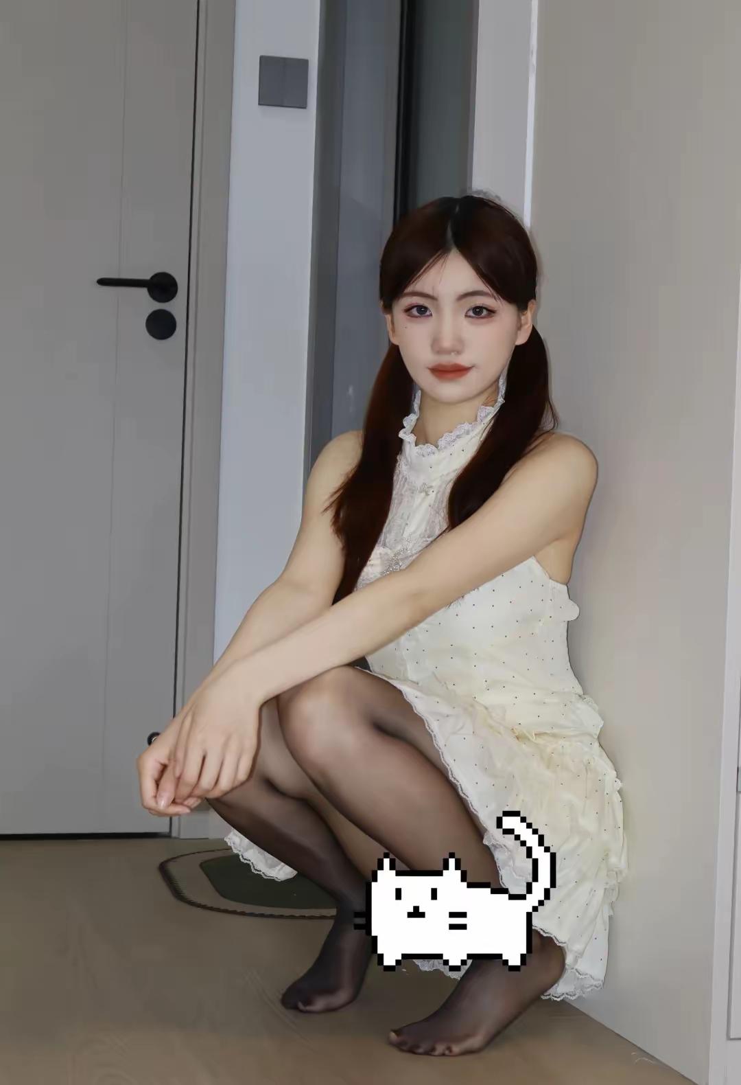 可爱猫爪袜，萌趣少女心🐱💕