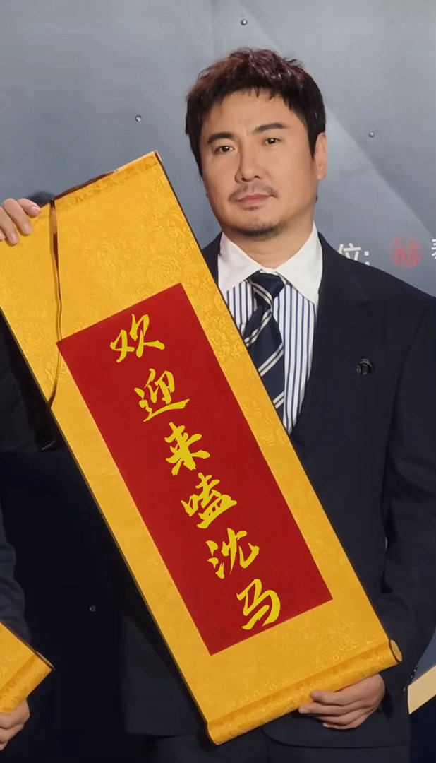 如图： 
