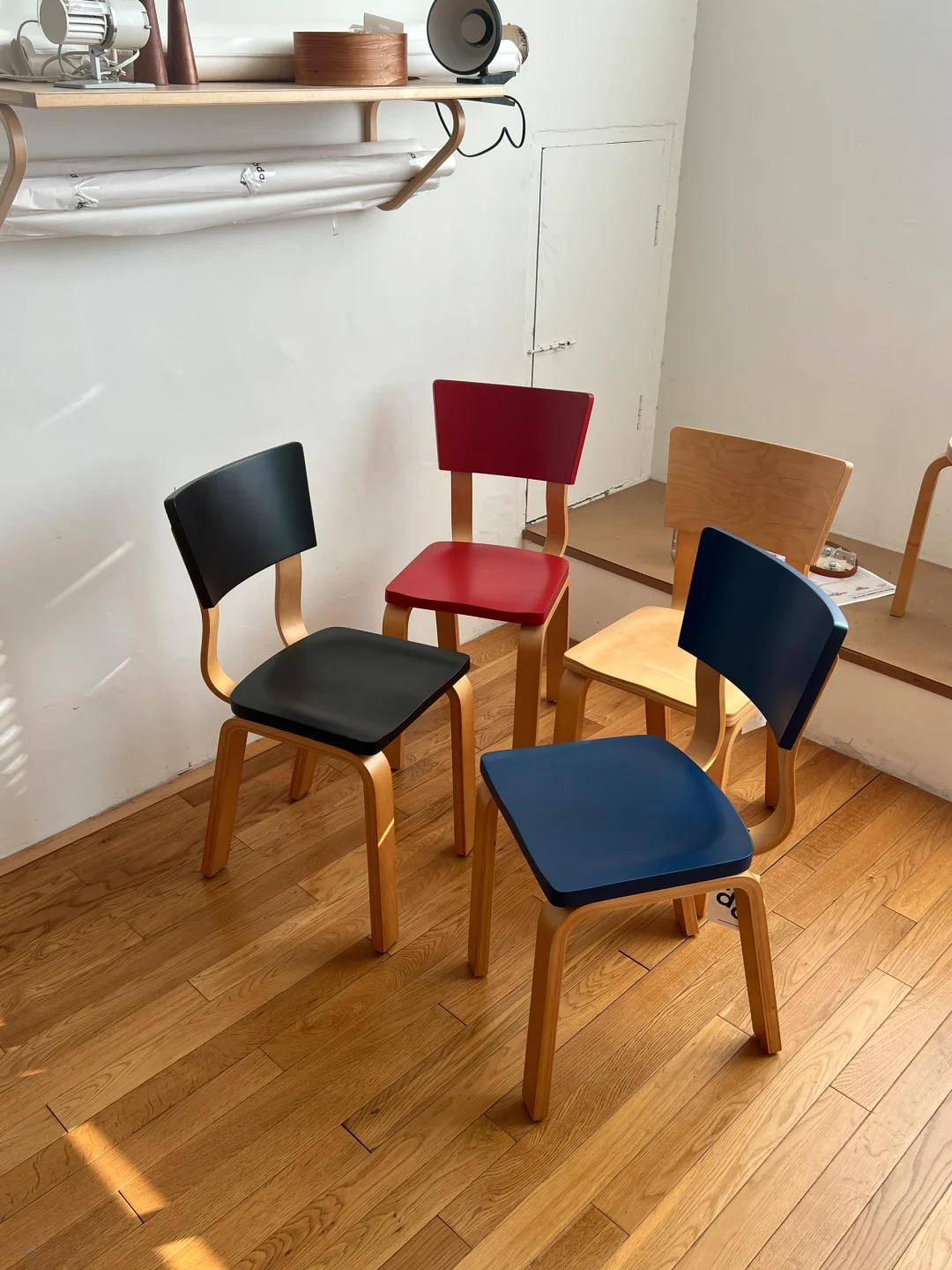 4个颜色，都上？